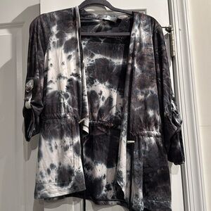 Women’s petite small grey and white Onque Casual cardigan